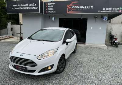 Ford new fiesta sedan 1.6 ano 2016