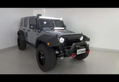 Jeep wrangler u sahara 2018