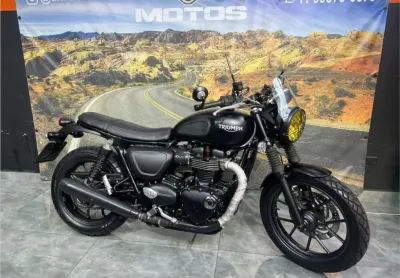 Triumph street twin 900 preta 2018