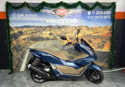 Honda pcx 160 dlx 2023 azul