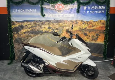 Honda pcx 150 dlx abs 2021 branca
