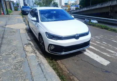 VOLKSWAGEN Virtus 1.0 4P 200 TSI FLEX COMFORTLINE AUTOMÁTICO