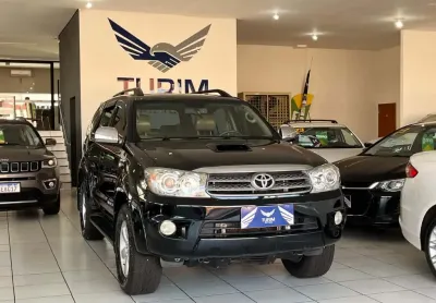 Toyota hilux sw4 sw4 srv d4-d 4x4 3.0 tdi dies. aut