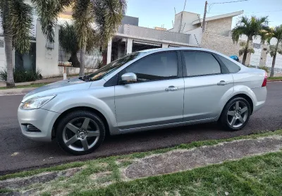 Focus sedan glx 2.0 16v flex duratech