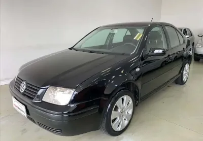Volkswagen bora 2.0 mi 8v gasolina 4p automático