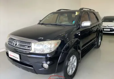 Toyota hilux sw4 4.0 srv 4x4 v6 24v gasolina 4p automático