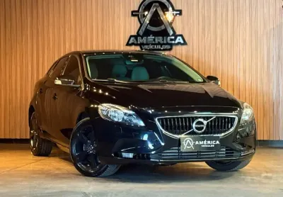 Volvo v40 2018 2.0 t4 kinetic gasolina 4p automático