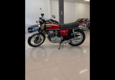 Honda cb 750 four r