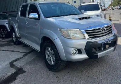 Toyota hilux 3.0 diesel 2015 automática 