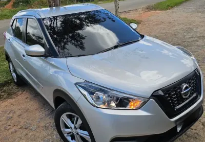 Nissan kicks 1.6 2020 completo