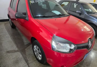 Renault clio authentique 2014