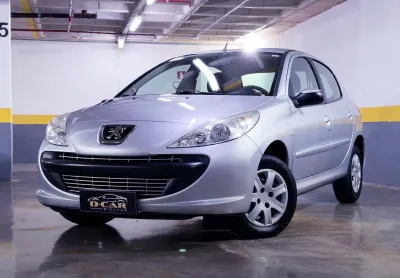 Peugeot 207 hb xr 1.4 flex / ano 2011