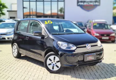 • Volkswagen Up Move 1.0 2015