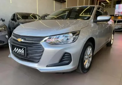 Chevrolet onix plus 10tat lt1 2022