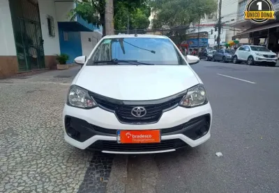Toyota etios 2021 1.5 x plus sedan 16v flex 4p automático