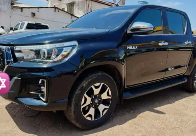 Toyota hilux srx 