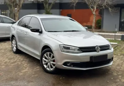 Volkswagen jetta 2.0 comfortline flex 4p aut 2013