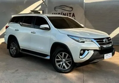Toyota hilux sw4 2.8 4p srx 4x4 turbo diesel automático