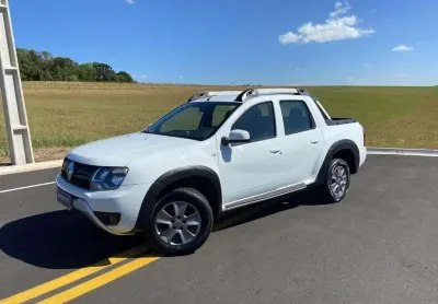 Renault duster oroch dyna. 1.6 flex 16v mec.  - branca - 2019/2020