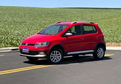 Volkswagen crossfox  1.6 t. flex 16v 5p  - vermelha - 2014/2015