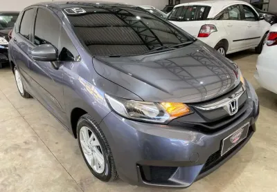 Honda fit 1.5 lx automático 2015