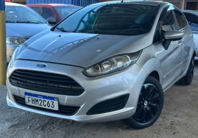 New fiesta manual muito conservado