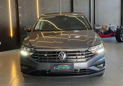 VOLKSWAGEN JETTA Comfort. 250 TSI 1.4 Flex 16v Aut.