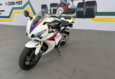 Honda cbr 1000rr 2011