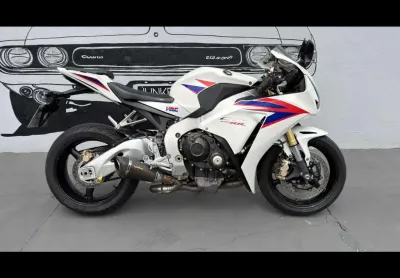 Honda cbr 1000rr 2011