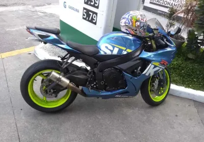 Suzuki gsx-r750 2016
