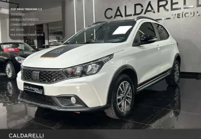 Fiat argo trekking 1.3at 2023