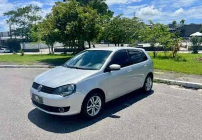 Volkswagen Polo I-MOTION 1.6 - Prata - 2011/2012
