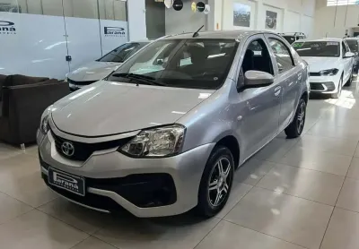 Toyota etios sd x 1.5 mt 2018