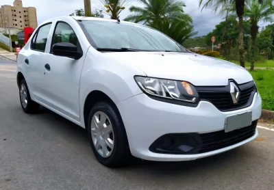 Renault logan 1.0 (4 cilindros) 2015 – 4 pneus novos, correia dentada trocada e amortecedores novos!
