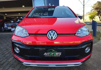 Volkswagen up 1.0 tsi xtreme - vermelha - 2020/2021
