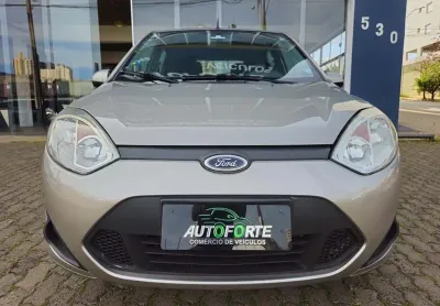 Ford fiesta 1.6 mpi class hatch flex - prata - 2011/2011