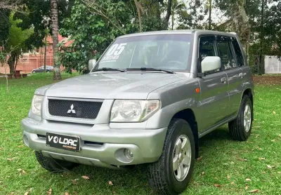 Mitsubishi pajero tr4 2005 2.0 4x4 16v 131cv gasolina 4p manual