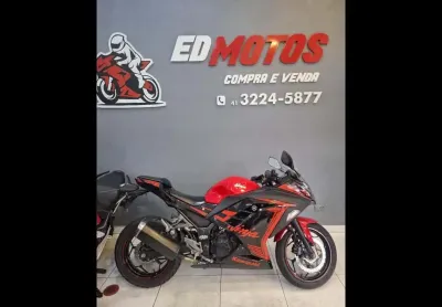 Kawasaki kawasakninja 300 abs 2015