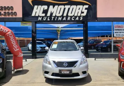 Nissan versa sv 1.6 16v 2013 - prata - 2012/2013