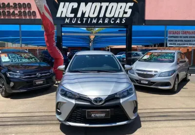 Toyota yaris sedan xs 1.5 2023 - prata - 2022/2023