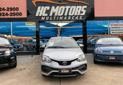 Toyota Etios SEDAN XS 1.5 AT 2018 - Prata - 2017/2018