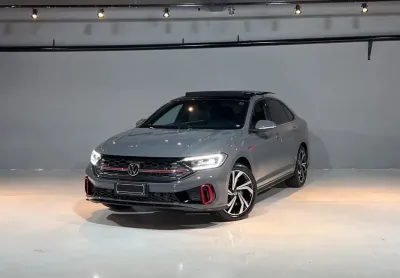 Jetta 2.0 tsi gli 2023 km baixo