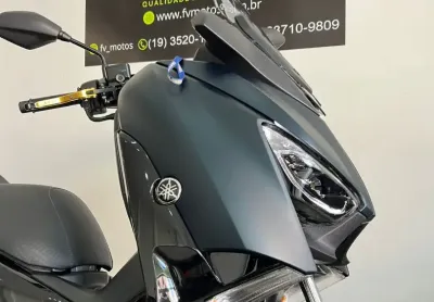 Yamaha xmax 250 verde 2023
