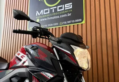 Honda cb 250 twister vermelha 2020
