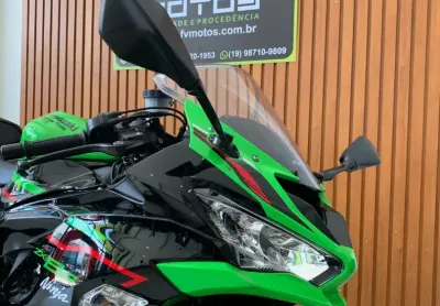 KAWASAKI NINAJ ZX-6R 636cc VERDE 2022