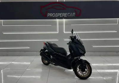 Yamaha xmax gasolina automatizado