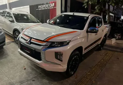 Mitsubishi l200 diesel automático