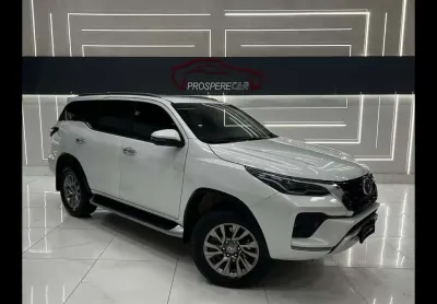 Toyota Hilux SW4 Diesel Automático