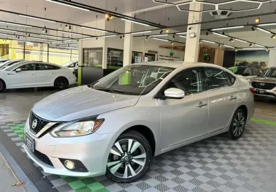 Nissan sentra 20sv cvt 2020