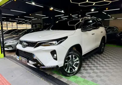 Toyota hilux swsrxa4rd 2025